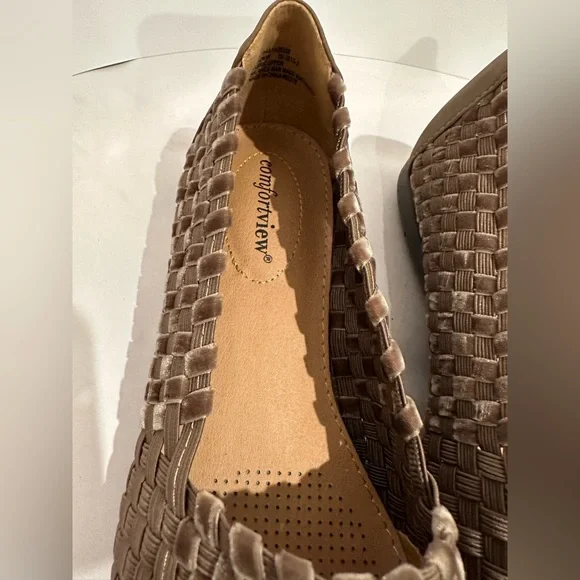 Comfortview Bethany 26388 Womens Velvet Brown Woven Flats Size 71/2 W (00200) - Picture 3 of 8